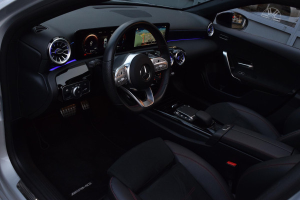 Mercedes-Benz A-Klasse 250 e AMG Line