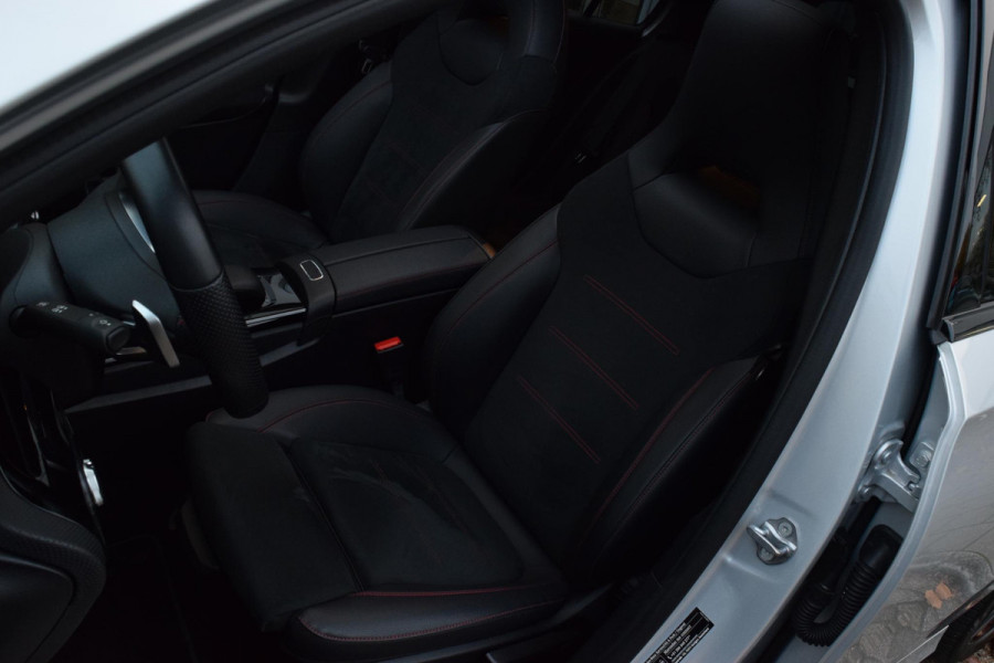 Mercedes-Benz A-Klasse 250 e AMG Line