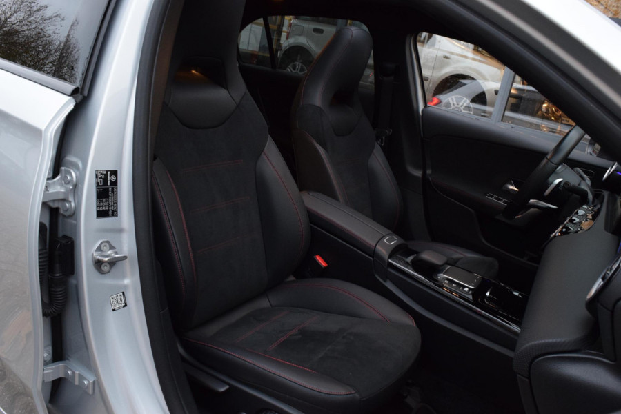 Mercedes-Benz A-Klasse 250 e AMG Line