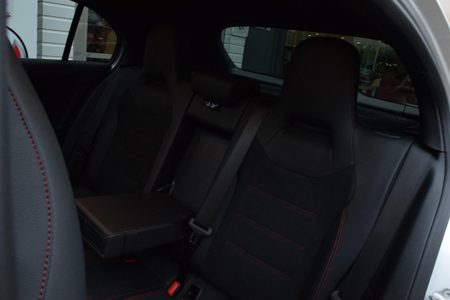 Mercedes-Benz A-Klasse 250 e AMG Line