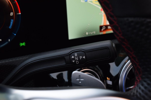 Mercedes-Benz A-Klasse 250 e AMG Line