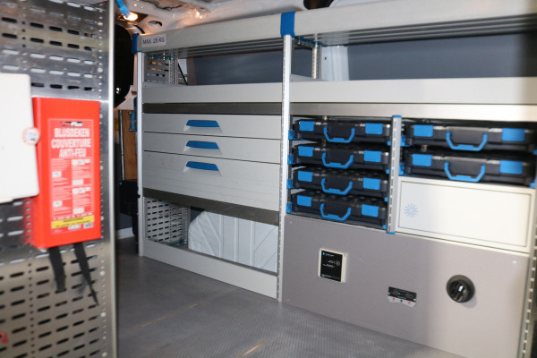 Ford Transit Custom 2.0 TDCI L1 H1 Trend Inrichting