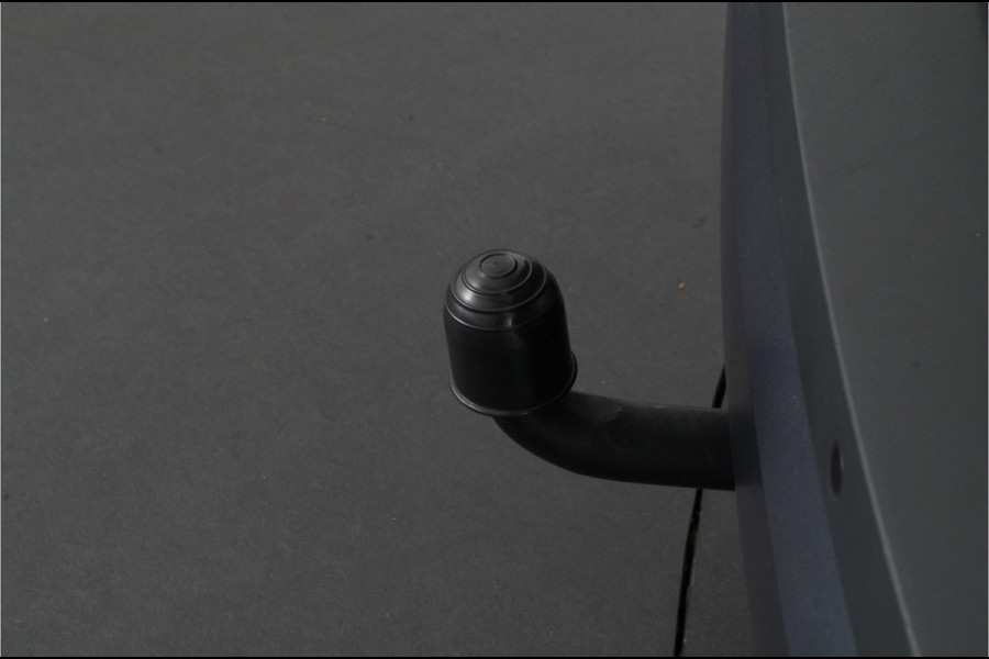 Škoda Karoq Škoda 1.5 TSI ACT Business Edition Plus 150pk > Trekhaak/Camera/Adaptive cruise control