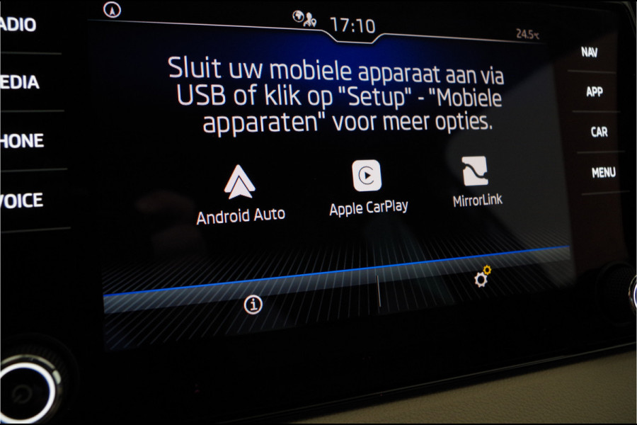 Škoda Karoq Škoda 1.5 TSI ACT Business Edition Plus 150pk > Trekhaak/Camera/Adaptive cruise control