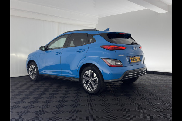 Hyundai Kona EV Fashion 39 kWh [ 3-Fase ] {SOH-100%} (INCL.BTW) NEW MODEL Aut. *HEAD-UP | NAVI-FULLMAP | DIGI-COCKPIT | FULL-LED | KRELL-AUDIO | LANE-ASSIST | KEYLESS | CAMERA | HEAD-UP | SHIFT-PADDLES | DAB | ADAPT.CRUISE | COMFORT-SEATS | 17'