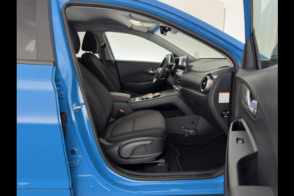 Hyundai Kona EV Fashion 39 kWh [ 3-Fase ] {SOH-100%} (INCL.BTW) NEW MODEL Aut. *HEAD-UP | NAVI-FULLMAP | DIGI-COCKPIT | FULL-LED | KRELL-AUDIO | LANE-ASSIST | KEYLESS | CAMERA | HEAD-UP | SHIFT-PADDLES | DAB | ADAPT.CRUISE | COMFORT-SEATS | 17'