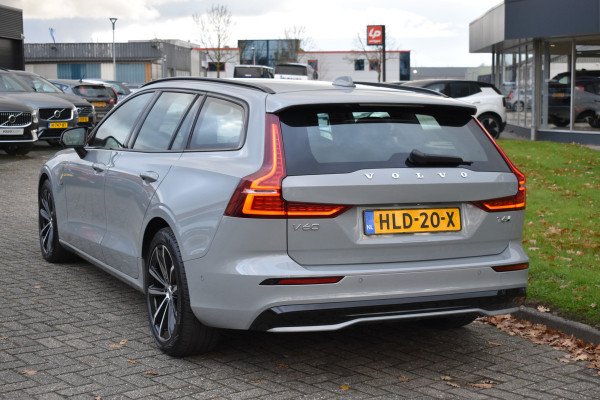 Volvo V60 T6 350PK Plug-in hybrid AWD Plus Dark Trekhaak | H&K | Contour stoelen | 360 Camera | 19"LMV