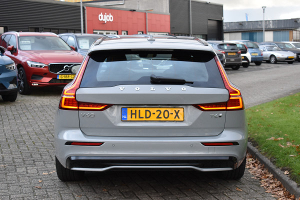 Volvo V60 T6 350PK Plug-in hybrid AWD Plus Dark Trekhaak | H&K | Contour stoelen | 360 Camera | 19"LMV
