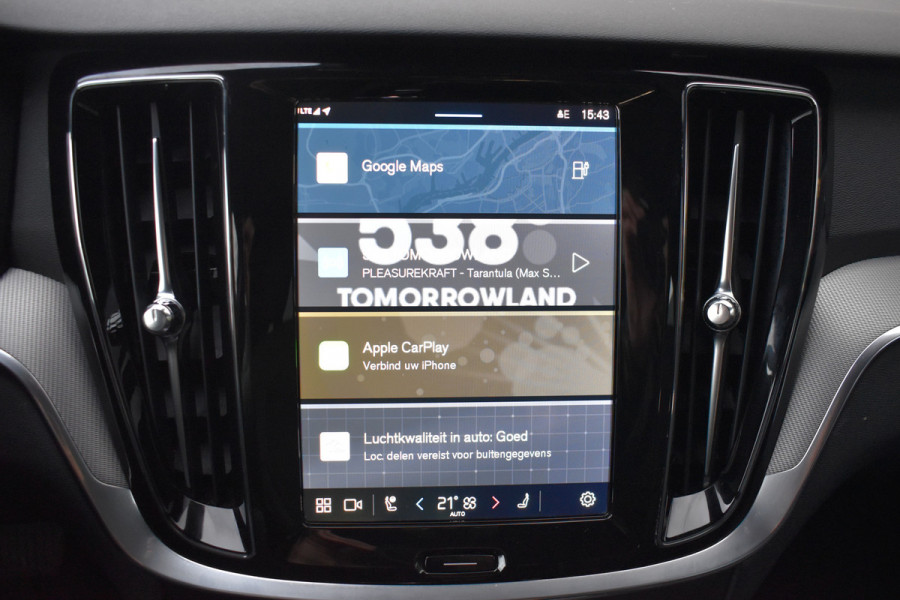 Volvo V60 T6 350PK Plug-in hybrid AWD Plus Dark Trekhaak | H&K | Contour stoelen | 360 Camera | 19"LMV