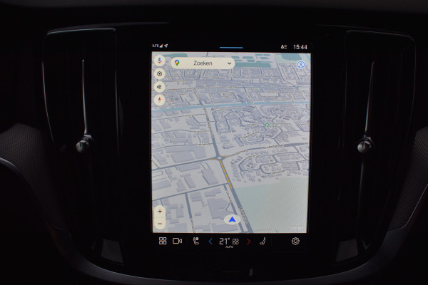 Volvo V60 T6 350PK Plug-in hybrid AWD Plus Dark Trekhaak | H&K | Contour stoelen | 360 Camera | 19"LMV