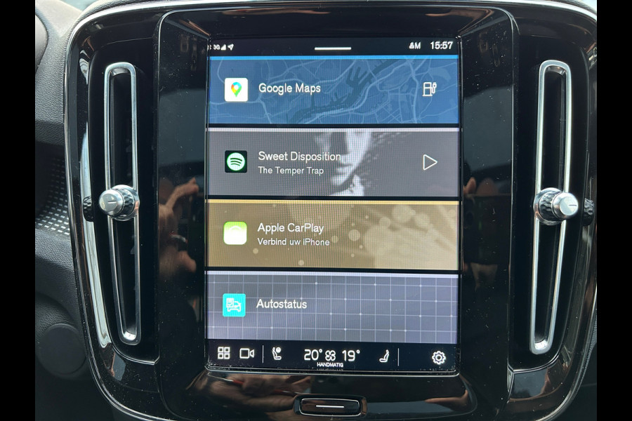 Volvo XC40 Recharge P8 AWD R-Design Panoramadak Vol Leder 92% SOH NL-Auto Rijklaarprijs!