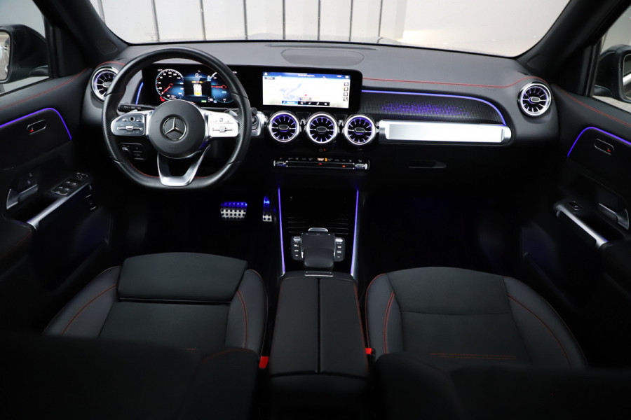 Mercedes-Benz EQB 250 AMG 67 kWh | 190PK | Led | Sfeerverlichting | Widescreen | Stoelverwarming | Camera | Standkachel | Apple-carplay | 2023.
