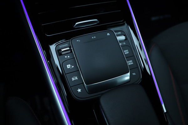 Mercedes-Benz EQB 250 AMG 67 kWh | 190PK | Led | Sfeerverlichting | Widescreen | Stoelverwarming | Camera | Standkachel | Apple-carplay | 2023.
