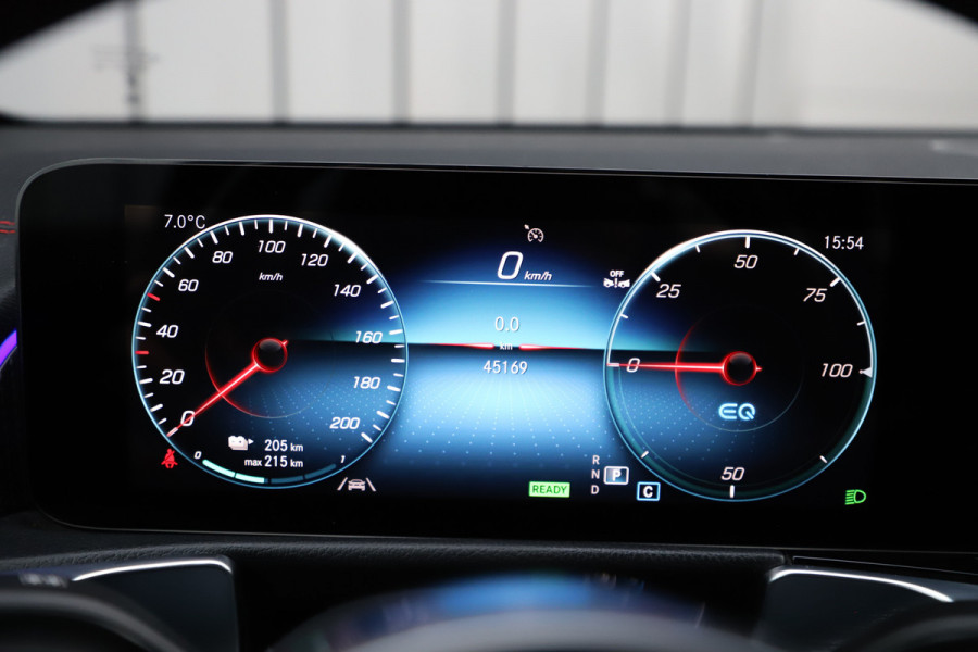 Mercedes-Benz EQB 250 AMG 67 kWh | 190PK | Led | Sfeerverlichting | Widescreen | Stoelverwarming | Camera | Standkachel | Apple-carplay | 2023.