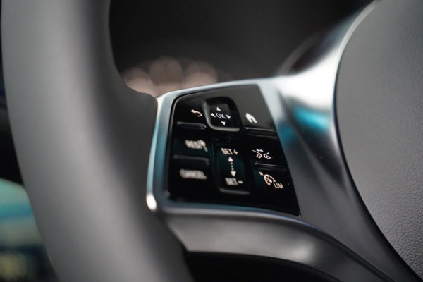 Mercedes-Benz Sprinter 317 1.9 CDI L2 Select HD Nw. Model / Leder / LED / Trekhaak 3.5t / Groot MBUX / 18 Inch / Org. NL