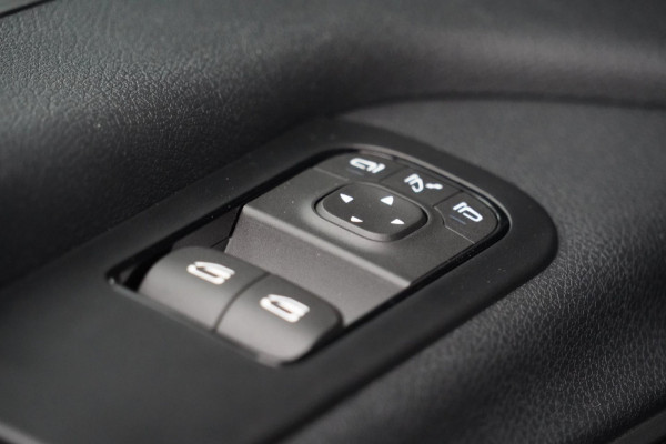 Mercedes-Benz Sprinter 317 1.9 CDI L2 Select HD Nw. Model / Leder / LED / Trekhaak 3.5t / Groot MBUX / 18 Inch / Org. NL