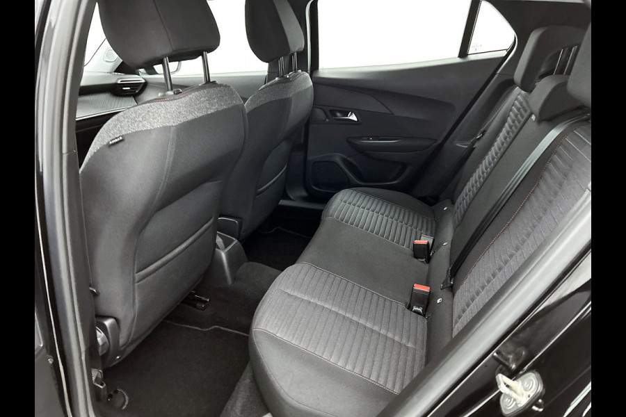 Peugeot 2008 1.5 HDi Blue Active / Trekhaak / Airco-ecc./ Camera / Navigatie / Radio multimedia / Apk nieuw