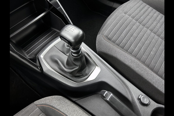 Peugeot 2008 1.5 HDi Blue Active / Trekhaak / Airco-ecc./ Camera / Navigatie / Radio multimedia / Apk nieuw