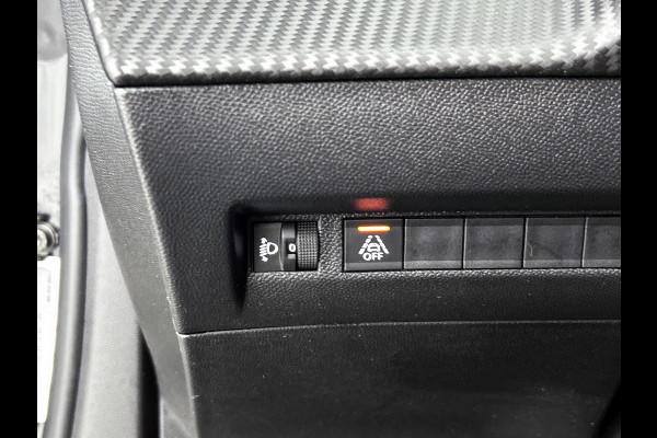 Peugeot 2008 1.5 HDi Blue Active / Trekhaak / Airco-ecc./ Camera / Navigatie / Radio multimedia / Apk nieuw