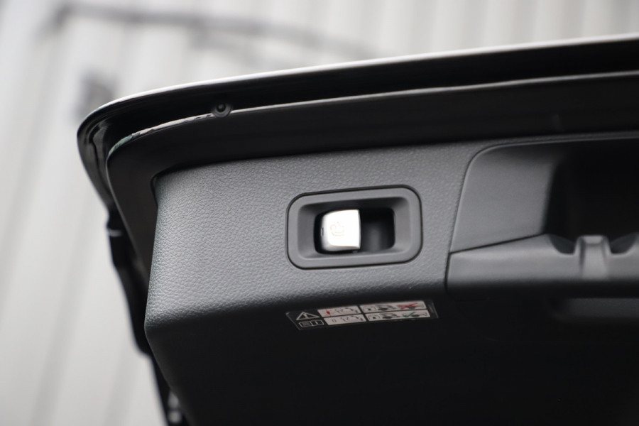 Mercedes-Benz C-Klasse Estate AMG 63 S | 510PK | Head-up | Keyless-go | Burmester | Carbon | Memory | Sfeerverlichting | ILS | Distronic | Trekhaak | 2