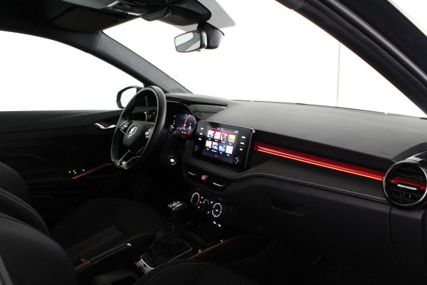 Škoda Fabia Škoda 1.0 TSI Monte Carlo > Zwart dak/Stoelverwarming/DSG/Apple Carplay/Android Auto