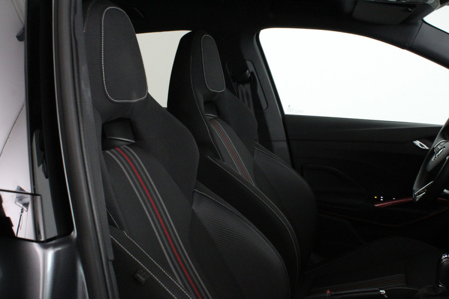 Škoda Fabia Škoda 1.0 TSI Monte Carlo > Zwart dak/Stoelverwarming/DSG/Apple Carplay/Android Auto