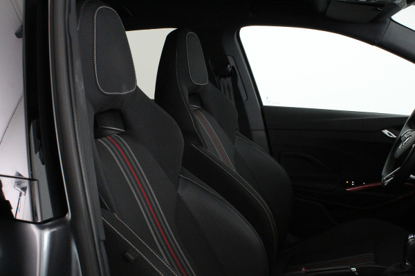 Škoda Fabia Škoda 1.0 TSI Monte Carlo > Zwart dak/Stoelverwarming/DSG/Apple Carplay/Android Auto