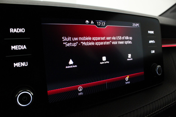 Škoda Fabia Škoda 1.0 TSI Monte Carlo > Zwart dak/Stoelverwarming/DSG/Apple Carplay/Android Auto