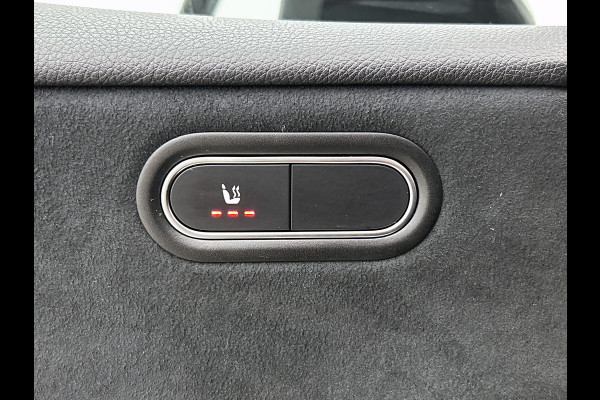 Mercedes-Benz A-Klasse 160 Business Solution AMG 5 Spaaks lichtmetalen velgen AMG | MUBX wide screen | Navigatie | Parking support met camera achter | Inclusief 24 maanden MB Certified garantie voor Europa.