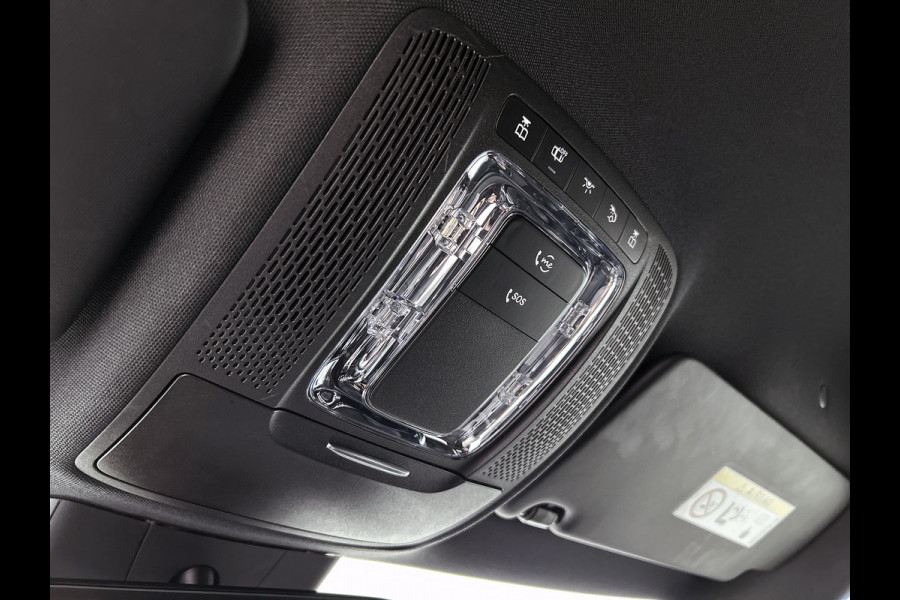 Mercedes-Benz A-Klasse 160 Business Solution AMG 5 Spaaks lichtmetalen velgen AMG | MUBX wide screen | Navigatie | Parking support met camera achter | Inclusief 24 maanden MB Certified garantie voor Europa.
