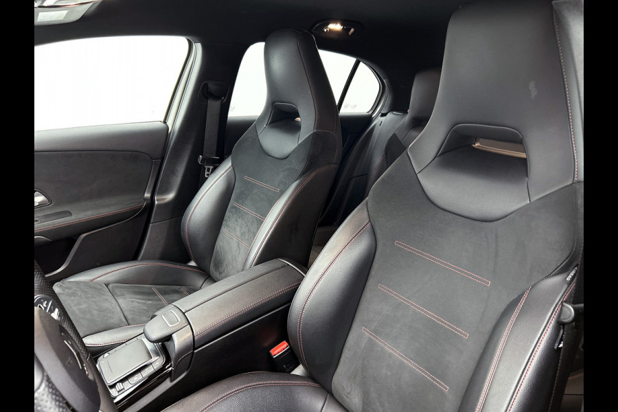 Mercedes-Benz A-Klasse 160 Business Solution AMG 5 Spaaks lichtmetalen velgen AMG | MUBX wide screen | Navigatie | Parking support met camera achter | Inclusief 24 maanden MB Certified garantie voor Europa.