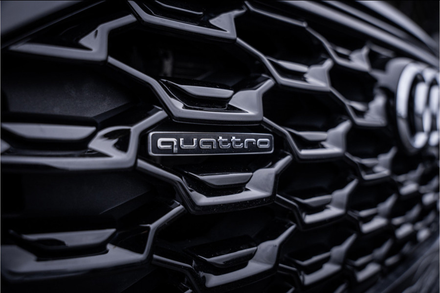 Audi Q5 Sportback 50 TFSI e S edition - Panorama | RS Seats | Luchtvering | B&O | Elek. Trekhaak | 360 Camera