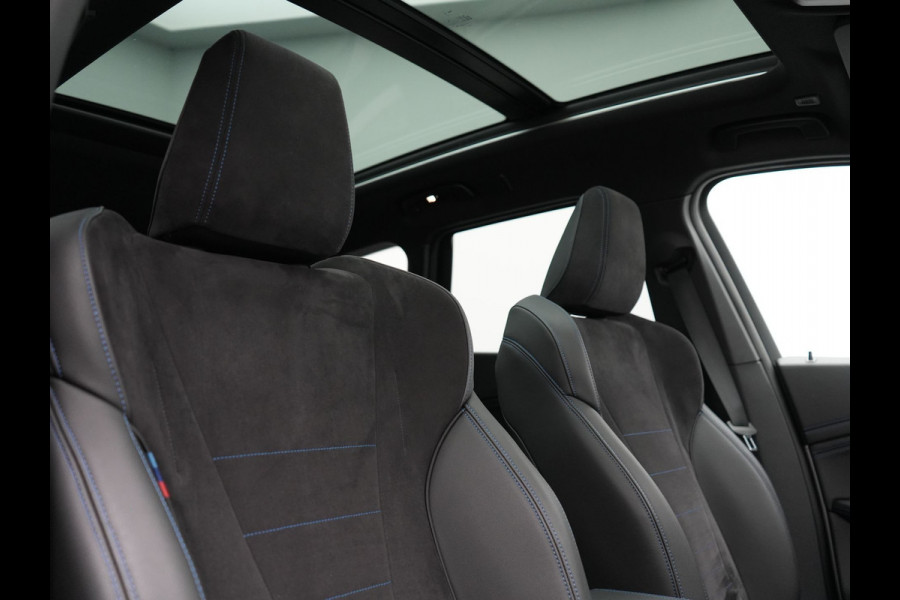 BMW X1 xDrive30e M Sport Plug In Hybrid 326pk Dealer O.H. PHEV | Panodak | Head Up | 360 Camera | Adaptive Cruise | Alcantara Sportstoelen Massage & Memory | Harman & Kardon | Stoelen & Stuur Verwarmd | Apple Carplay | 20"L.M | Blis | Keyless | Sfee