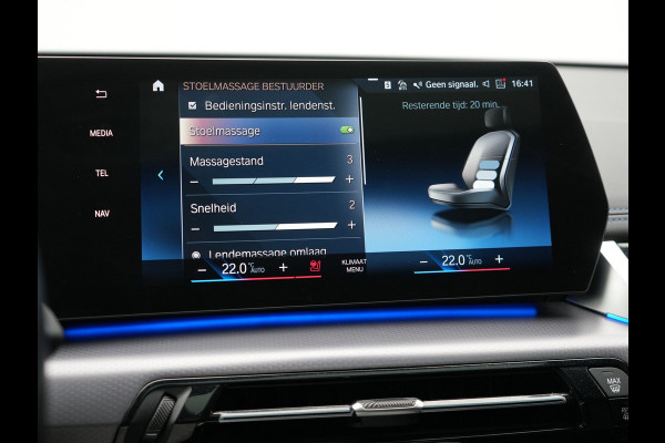 BMW X1 xDrive30e M Sport Plug In Hybrid 326pk Dealer O.H. PHEV | Panodak | Head Up | 360 Camera | Adaptive Cruise | Alcantara Sportstoelen Massage & Memory | Harman & Kardon | Stoelen & Stuur Verwarmd | Apple Carplay | 20"L.M | Blis | Keyless | Sfee