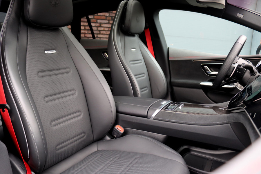Mercedes-Benz EQE AMG 53 4MATIC+ 90 kWh | 72500,- Ex | MBUX Hyperscreen | Airmatic | Achterasbesturing | Distronic+ | Massage | Memory | Burmester | Stoelventilatie | HUD | Digital Light | Warmtepomp | Surround Camera |