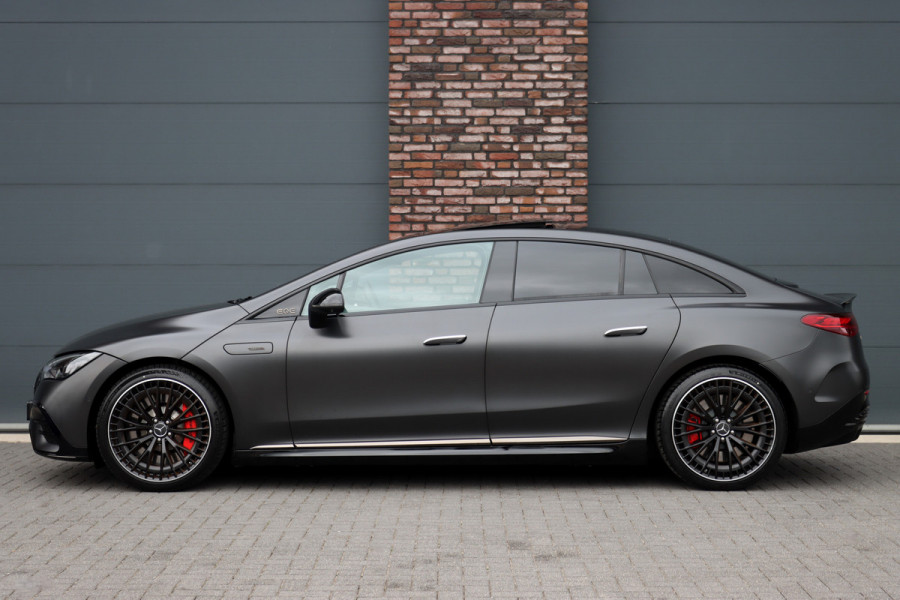 Mercedes-Benz EQE AMG 53 4MATIC+ 90 kWh | 72500,- Ex | MBUX Hyperscreen | Airmatic | Achterasbesturing | Distronic+ | Massage | Memory | Burmester | Stoelventilatie | HUD | Digital Light | Warmtepomp | Surround Camera |