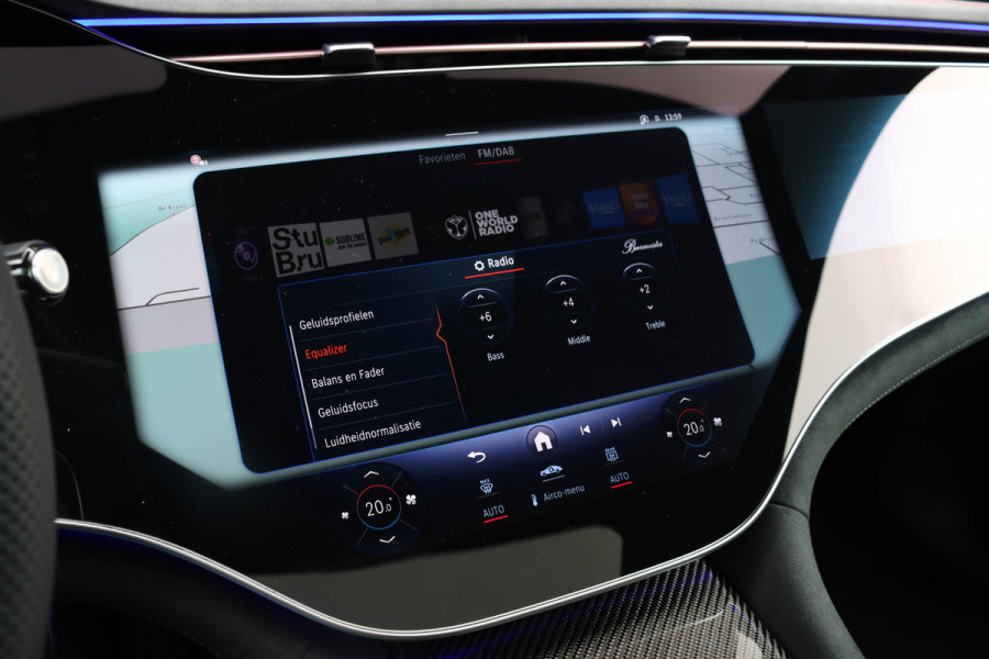 Mercedes-Benz EQE AMG 53 4MATIC+ 90 kWh | 72500,- Ex | MBUX Hyperscreen | Airmatic | Achterasbesturing | Distronic+ | Massage | Memory | Burmester | Stoelventilatie | HUD | Digital Light | Warmtepomp | Surround Camera |