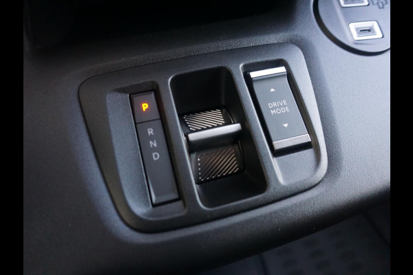 Peugeot e-Partner L2 50 kWh | 0% rente | Navigatie incl. Apple Carplay | camera's | parkeersensoren voor & achter | dodehoek detectie | Comfort stoel | rijklaarprijs
