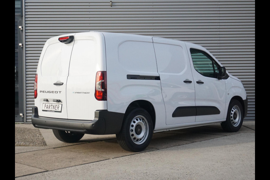 Peugeot e-Partner L2 50 kWh | 8 jaar garantie | Navigatie incl. Apple Carplay | camera's | parkeersensoren voor & achter | dodehoek detectie | Comfort stoel | rijklaarprijs