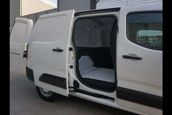 Peugeot e-Partner L2 50 kWh | 8 jaar garantie | Navigatie incl. Apple Carplay | camera's | parkeersensoren voor & achter | dodehoek detectie | Comfort stoel | rijklaarprijs