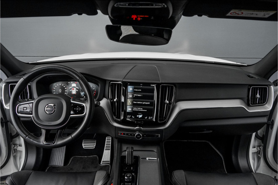 Volvo XC60 2.0 B4 Inscription R-Design Luchtvering ACC Trekhaak