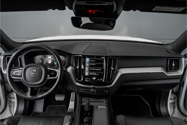 Volvo XC60 2.0 B4 Inscription R-Design Luchtvering ACC Trekhaak