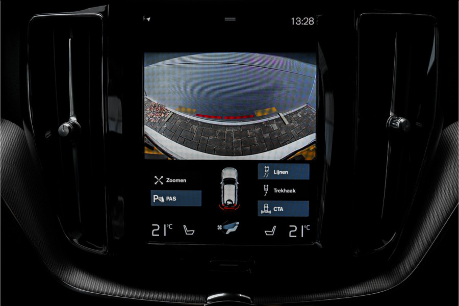 Volvo XC60 2.0 B4 Inscription R-Design Luchtvering ACC Trekhaak