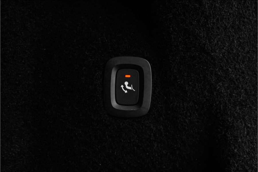 Volvo XC60 2.0 B4 Inscription R-Design Luchtvering ACC Trekhaak