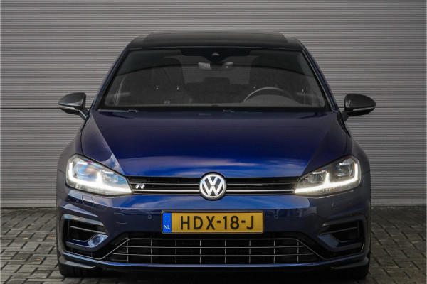 Volkswagen Golf 2.0 TSI 4Motion R Performance Akrapovic Pano Dynaudio Leder 19"