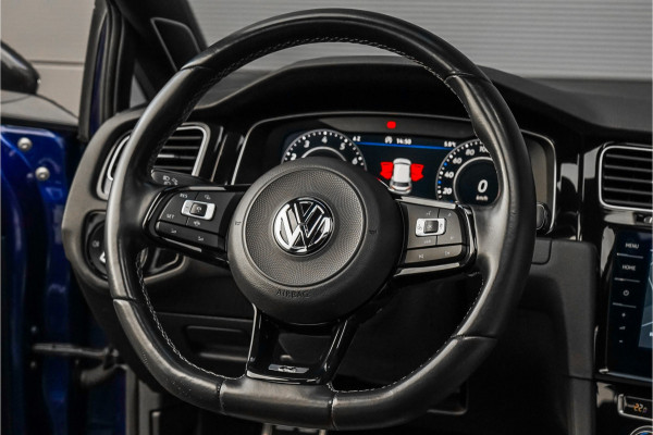 Volkswagen Golf 2.0 TSI 4Motion R Performance Akrapovic Pano Dynaudio Leder 19"