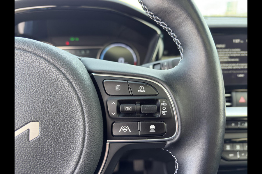 Kia e-Niro ExecutiveLine 64 kWh Automaat | Stoelverkoeling & Verwarming | Camera | Cruise | Leder | Sensoren |