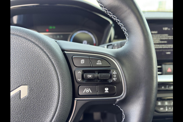 Kia e-Niro ExecutiveLine 64 kWh Automaat | Stoelverkoeling & Verwarming | Camera | Cruise | Leder | Sensoren |