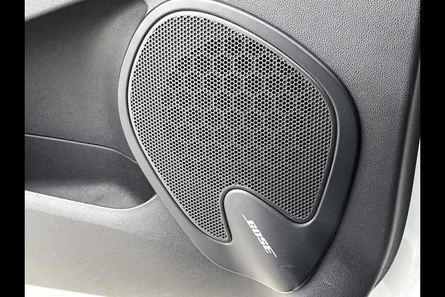 Renault Clio 1.6 Turbo R.S. | 200PK | Dealer onderH | StoelverW | Bose | Climate | Cruise | Navi | ETC