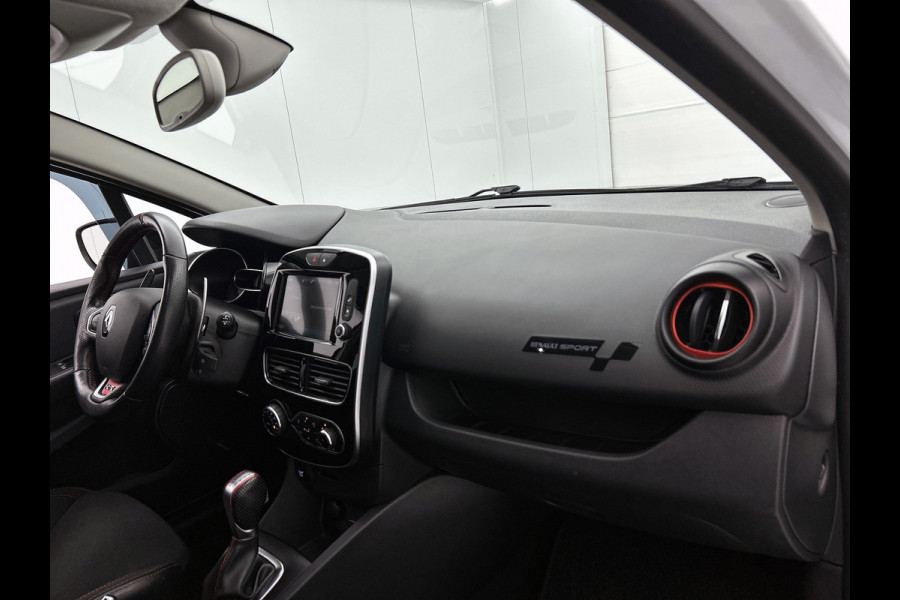 Renault Clio 1.6 Turbo R.S. | 200PK | Dealer onderH | StoelverW | Bose | Climate | Cruise | Navi | ETC